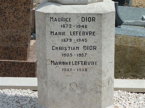 christian dior gravesite.